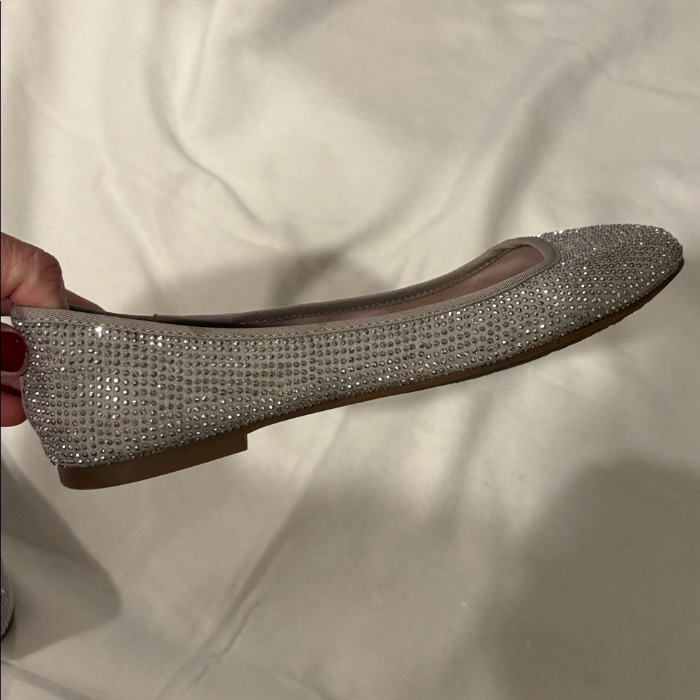 Gianni Bini 7.5 Elegant Gray/silver Rhinestone Flats - Picture 7 of 11